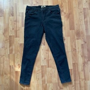 Democracy “Ab” Technology Jeans size 14